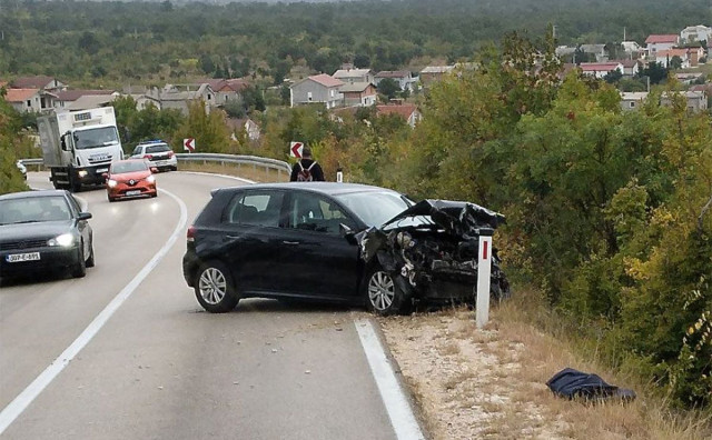 HODOVO Troje ozlijeđenih u teškom sudaru između Mostara i Stoca