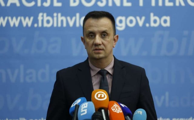 VLADA FBiH RAZMATRA OGRANIČENJE POVEĆANJA CIJENE STRUJE Ministar Lakić tvrdi da poskupljenja neće ići preko 20 posto
