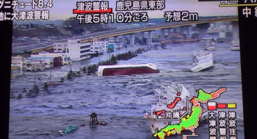 POJAVILI SE PRVI SNIMCI Potres od 7.6 po Richteru pogodio Japan. Izdano upozorenje za tsunami
