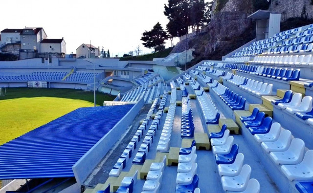 LJEPOTICA U SUSJEDSTVU Imotski se može pohvaliti impresivnim stadionom, u akciji sudjeluju ljudi iz cijelog svijeta