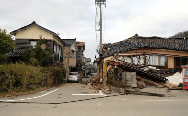 NAKON POTRESA U JAPANU Velika šteta i upozorenje na cunami u četiri države