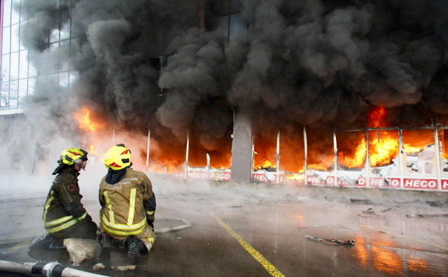 Veliki požar buknuo u Sarajevu, od jutros gori tržnica 'Heco'