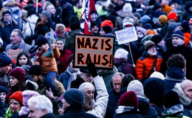 PROSVJED PROTIV ADF-a Više od 100.000 ljudi na ulicama širom Njemačke