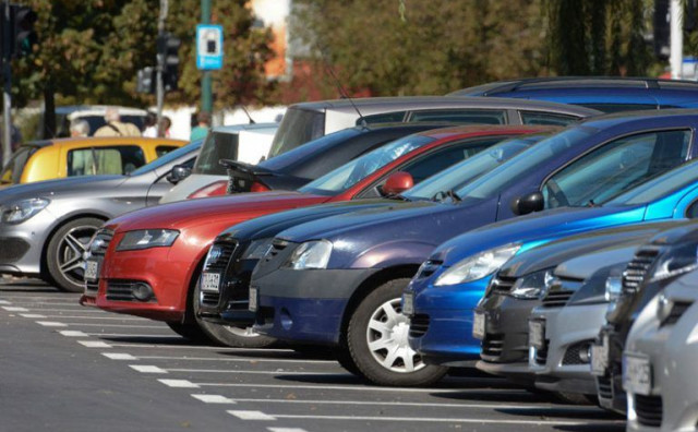EU STANDARDI Crna Gora planira zabraniti uvoz vozila starijih od 15 godina