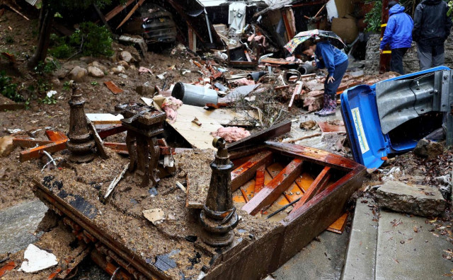 OLUJA ODNIJELA NEKOLIKO ŽIVOTA Pogledajte prizore katastrofe u Kaliforniji