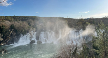 Trebižat vodostaj Kravice
