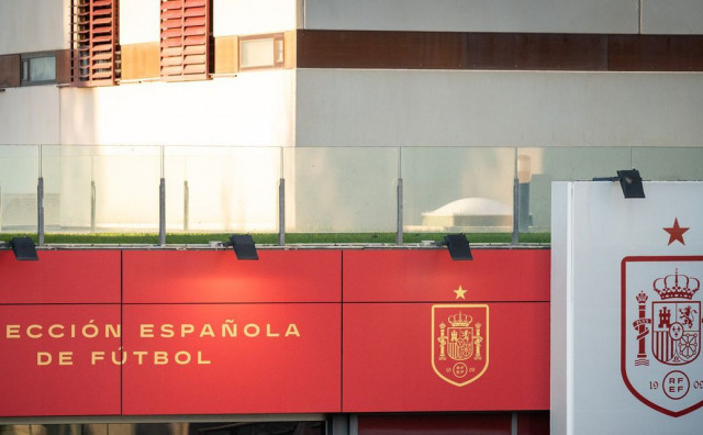 PRIVEDENO SEDAM OSOBA Policija upala u Španjolski nogometni savez