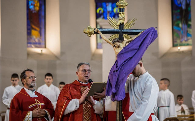 Veliki petak: Dan muke, smrti i tišine u kršćanskoj tradiciji