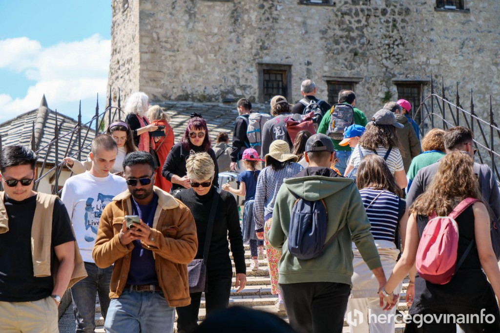 Stari grad - Turizam - Kupci - Mostar - Stari most