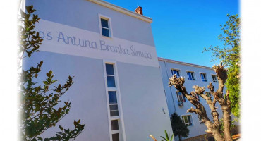 Škola će provesti dogovorene mjere, učenici se nakon tri tjedna bojkota vratili u učionice