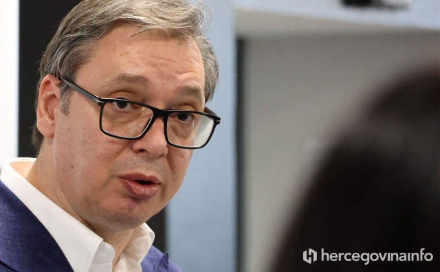 Vučić zaustavljen na letu za Moskvu, ubrzo nastavio put