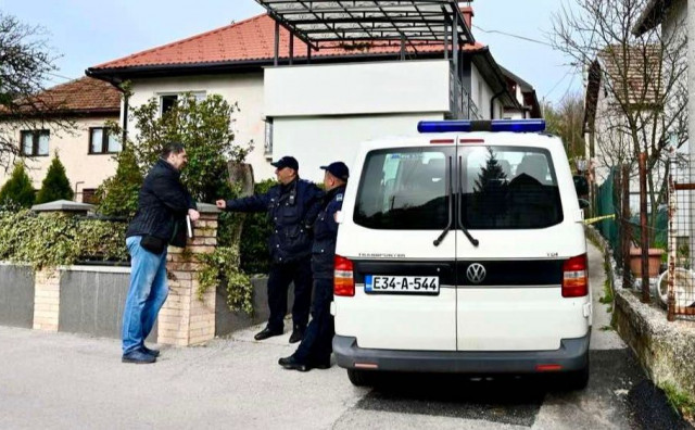 ITEKAKO POZNATI Policija uhitila dvojicu muškaraca zbog bacanja bombe na kuću načelnika Općine Stari Grad