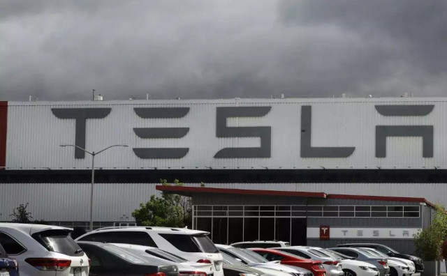 DUGOOBEĆAVANI PROIZVOD Tesla odustaje od jeftinog modela zbog žestoke kineske konkurencije
