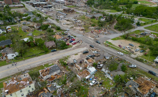 Pogledajte posljedice tornada u kojemu je stradalo najmanje četvero ljudi