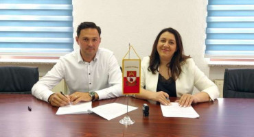 TOMISLAVGRAD Potpisani ugovori o rekonstrukciji školske sportske dvorane u Kongori