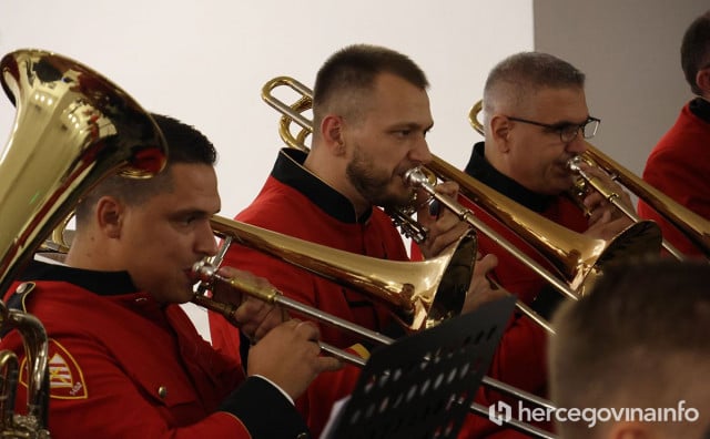 Hrvatska glazba Mostar monografija 
