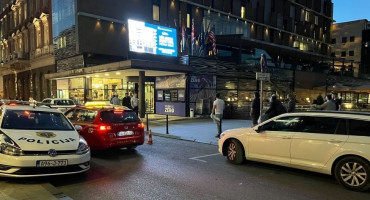 DETALJI PUCNJAVE U SARAJEVU Napadači prišli s leđa i ispalili deset metaka prema Amiru Pašiću