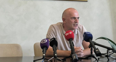 OGLASILI SE CRNOGORCI 'Još uvijek nemamo informaciju što je uzrok nestanka struje'