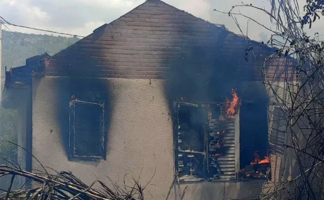 ČAPLJINA Jedna kuća izgorjela, vatrogasci drugu uspjeli spasiti