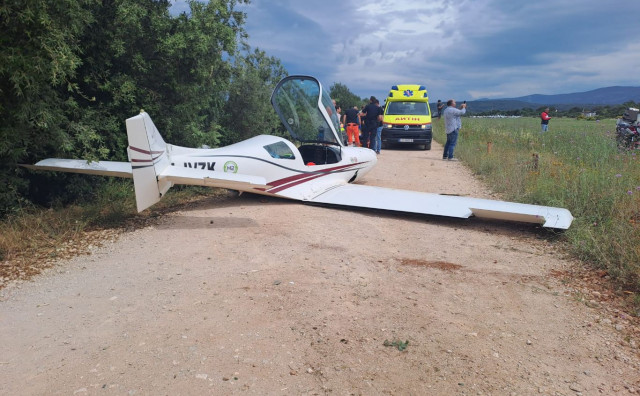 PAD ZRAKOPLOVA NA HVARU Avion naletio na tri Njemice dok su šetale uz aerodrom