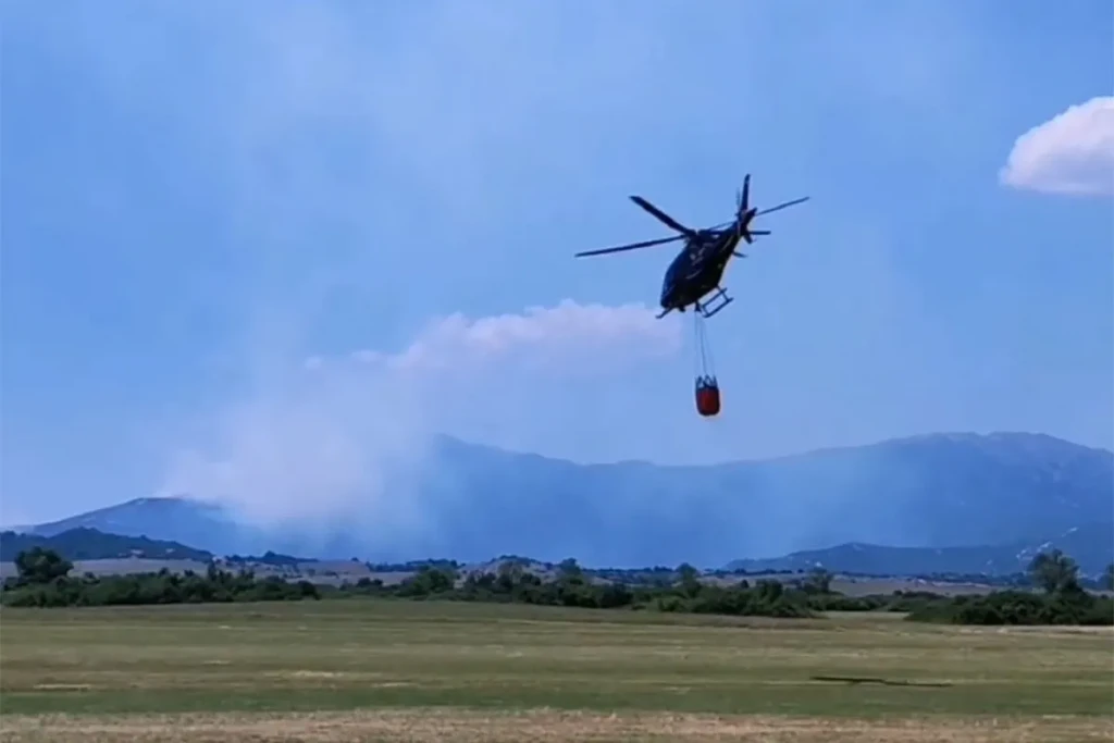 DJELOVAT ĆE HELIKOPTER Ponovno aktiviran požar u Gacku | Vijesti  Hercegovina.Info