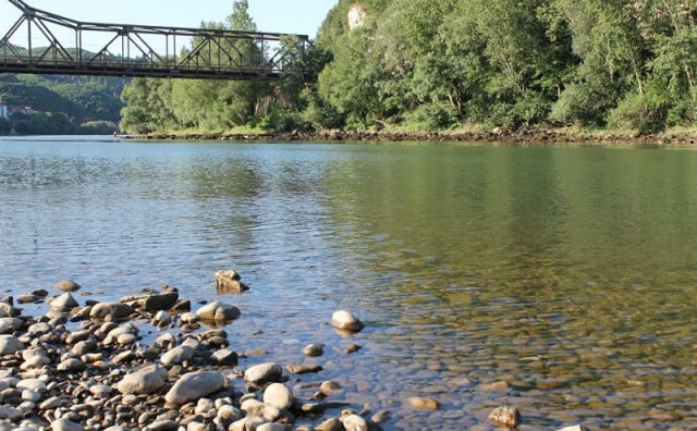 DRAMA NA DRINI Dva muškarca nestala u rijeci tijekom pokušaja spašavanja