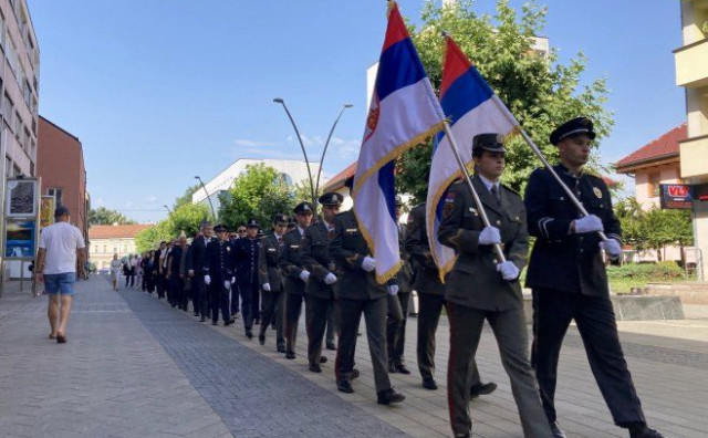 VELEPOSLANSTVO SRBIJE POSLALO DOPIS 'Predstavnici Vojske Srbije posjetit će BiH, neće nositi oružje'