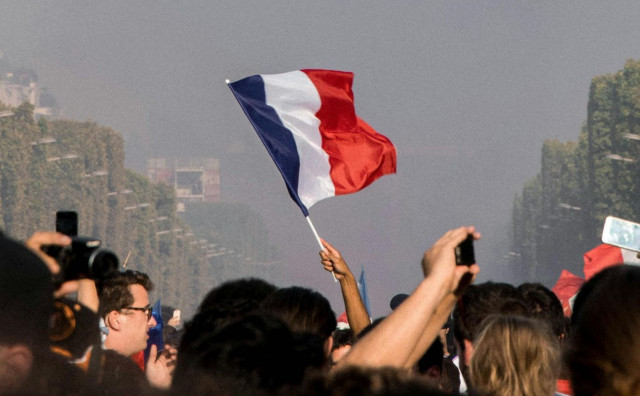 BEZ APSOLUTNE VEĆINE Ljevičarski savez vodi na izborima u Francuskoj