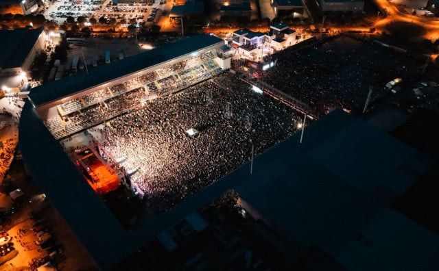 THOMPSON U DUGOPOLJU Na stadionu bio i njegov sin kojemu je posvetio pjesmu