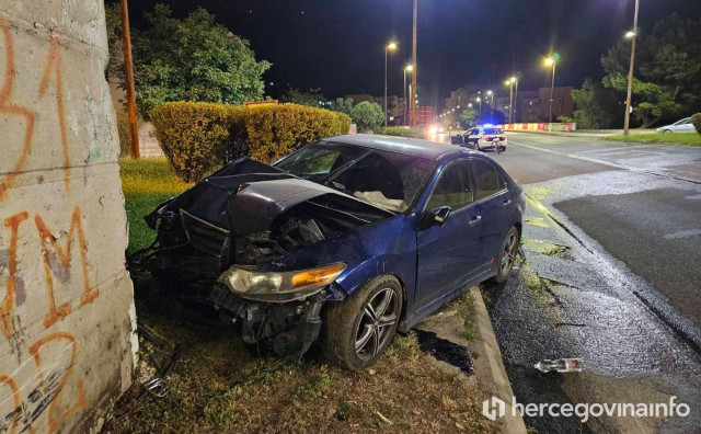 Prometna nesreća motocikl i automobil Mostar