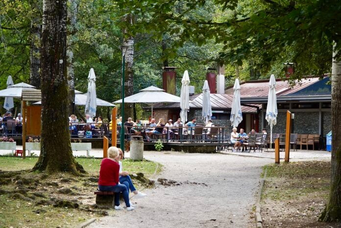 Restoran Labud Vrelo Bosne