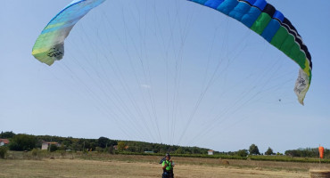 Sveti Ivan Gradina Open Paragliding natjecanje u preciznom slijetanju