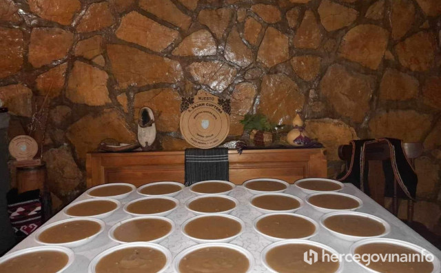 Bliži nam se sedmi sajam ćuptera u Tepčićima: Dvadeset izlagača i slavlje hercegovačke tradicije