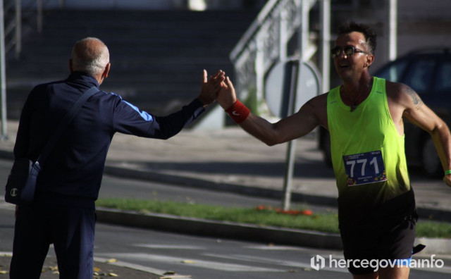 Pogledajte kako je bilo na prvom polumaratonu u Trebinju