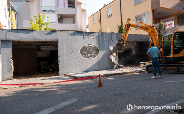 Srušen objekt u mostarskom naselju Vatikan, vlasnik tvrdi da grad nije imao pravo na demoliciju