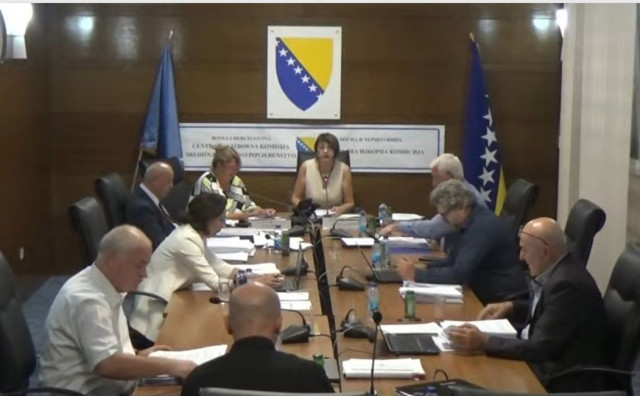 SIP ovjerio 67 političkih subjekata, sporni bili Dodikov potpis i naziv Hrvatska stranka prava BiH i Herceg-Bosne