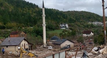 Poplavljena džamija u Jablanici