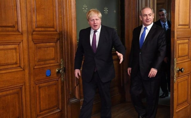 BORIS JOHNSON 'Netanyahu je otišao u moj zahod, nakon toga je u njemu pronađena bubica'