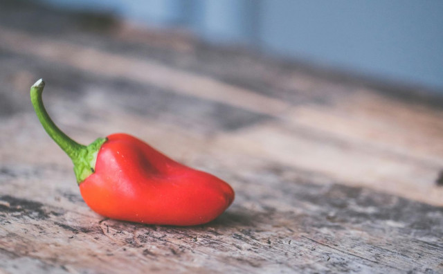 TRŽNICE PRAZNE 'Crvene paprike se ne prodaju, ajvar se ne pravi'