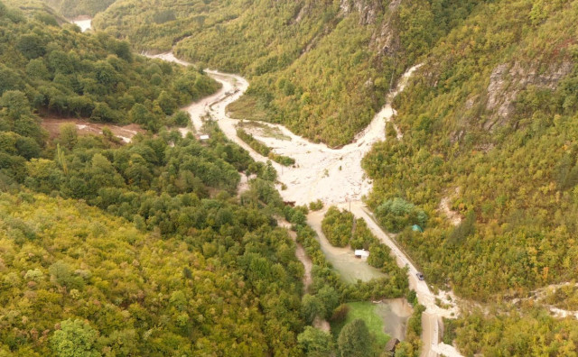 Jablanica poplave, Selo Zlate