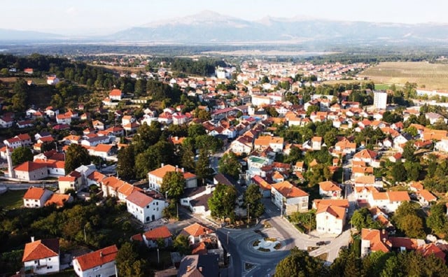 OPĆINA IZMEĐU STARIH PROJEKATA I NOVIH OBEĆANJA U Nevesinju ima posla, ali ljudi odlaze u Mostar