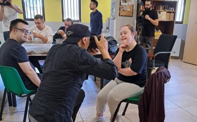 NAJPOZNATIJI HRVATSKI FOTOGRAF Stephan Lupino u Širokom Brijegu fotografirao štićenike centra 'Marija - naša nada'