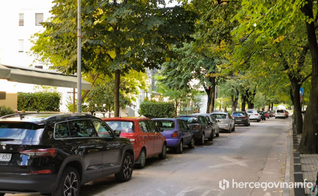 MOSTAR Pozivaju se vlasnici da uklone vozila s ceste na Rondou