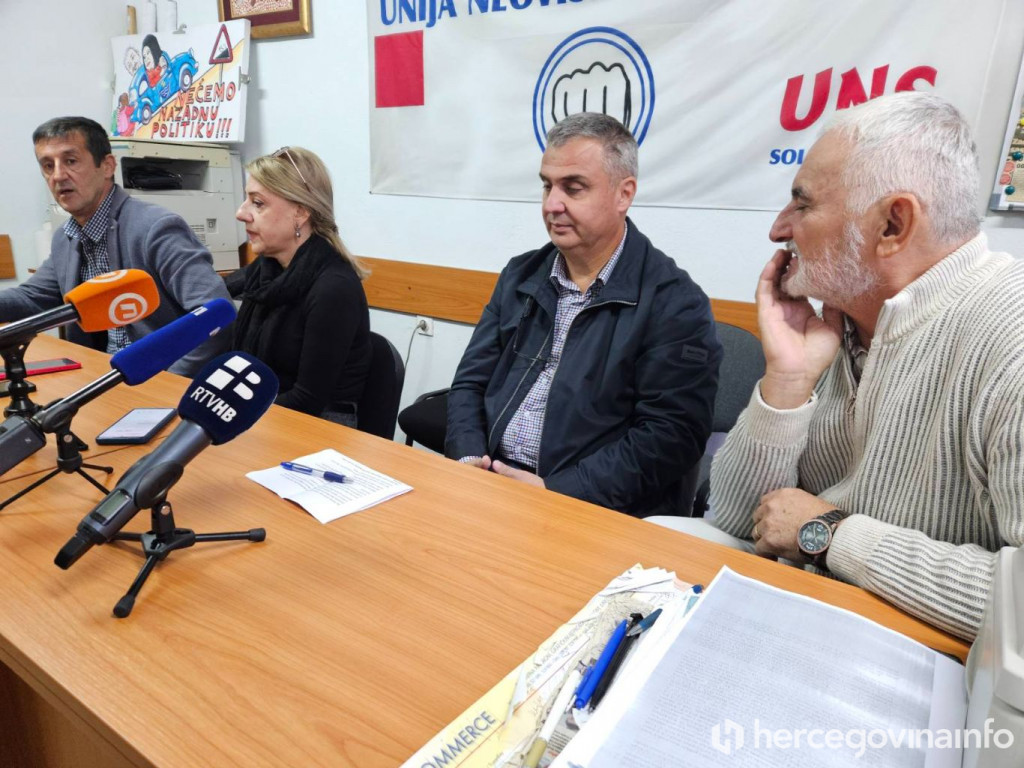 Press konferencija prosvjetara u Mostaru