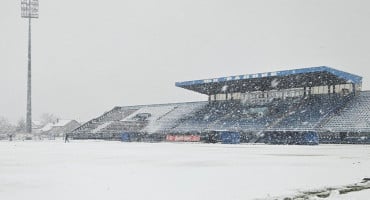 Radnik Zrinjski, stadion Radnika snijeg