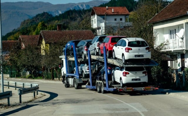 NAKON POPLAVA Obitelji iz Klisa će zahvaljujući humanitarnoj utrci dobiti nove automobile