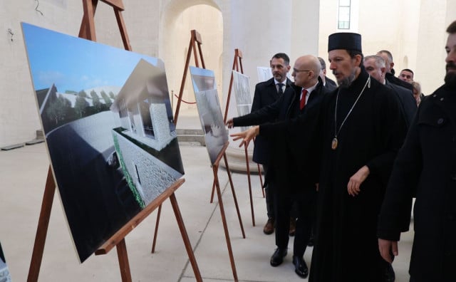 Premijer Srbije obišao Sabornu crkvu u Mostaru