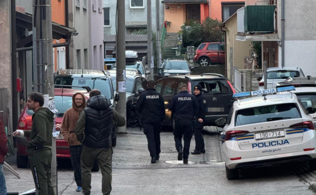 REKONSTRUKCIJA PUCNJAVE NA TREŠNJEVCI Muškarac iz Porschea sumanuto pucao na vozilo bh. tablica sa četvoricom putnika