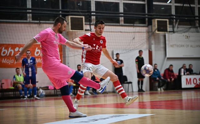 MOSTARSKI FUTSAL DERBI Velež slavio protiv Zrinjskog, gosti bijesni na suca