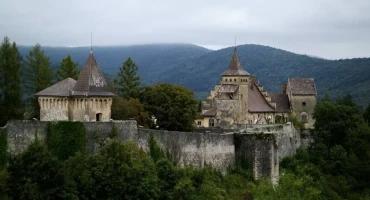 Dvorac Stari grad Ostrožac